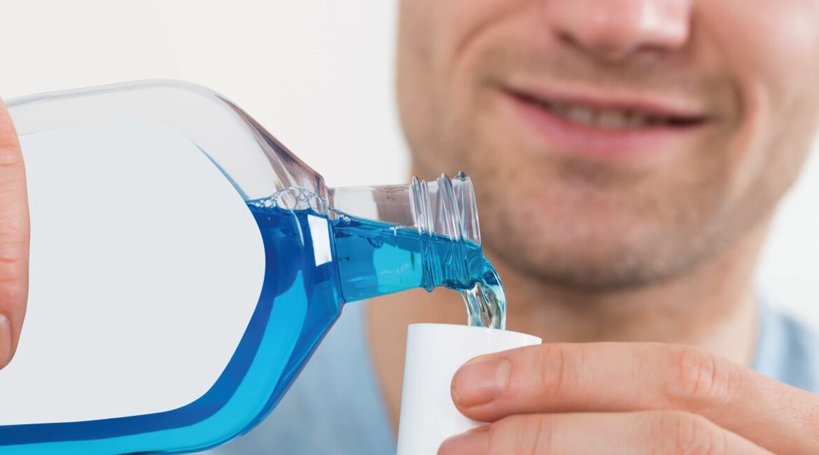 Hilo dental vs colutorio: ¿qué es realmente imprescindible?