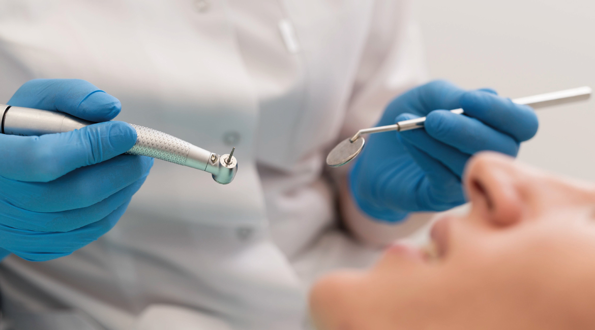 ¿Por qué hacerte una revisión dental antes de vacaciones?