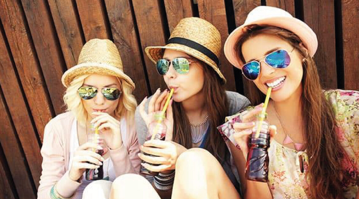 7 errores que dañan tus dientes durante las vacaciones